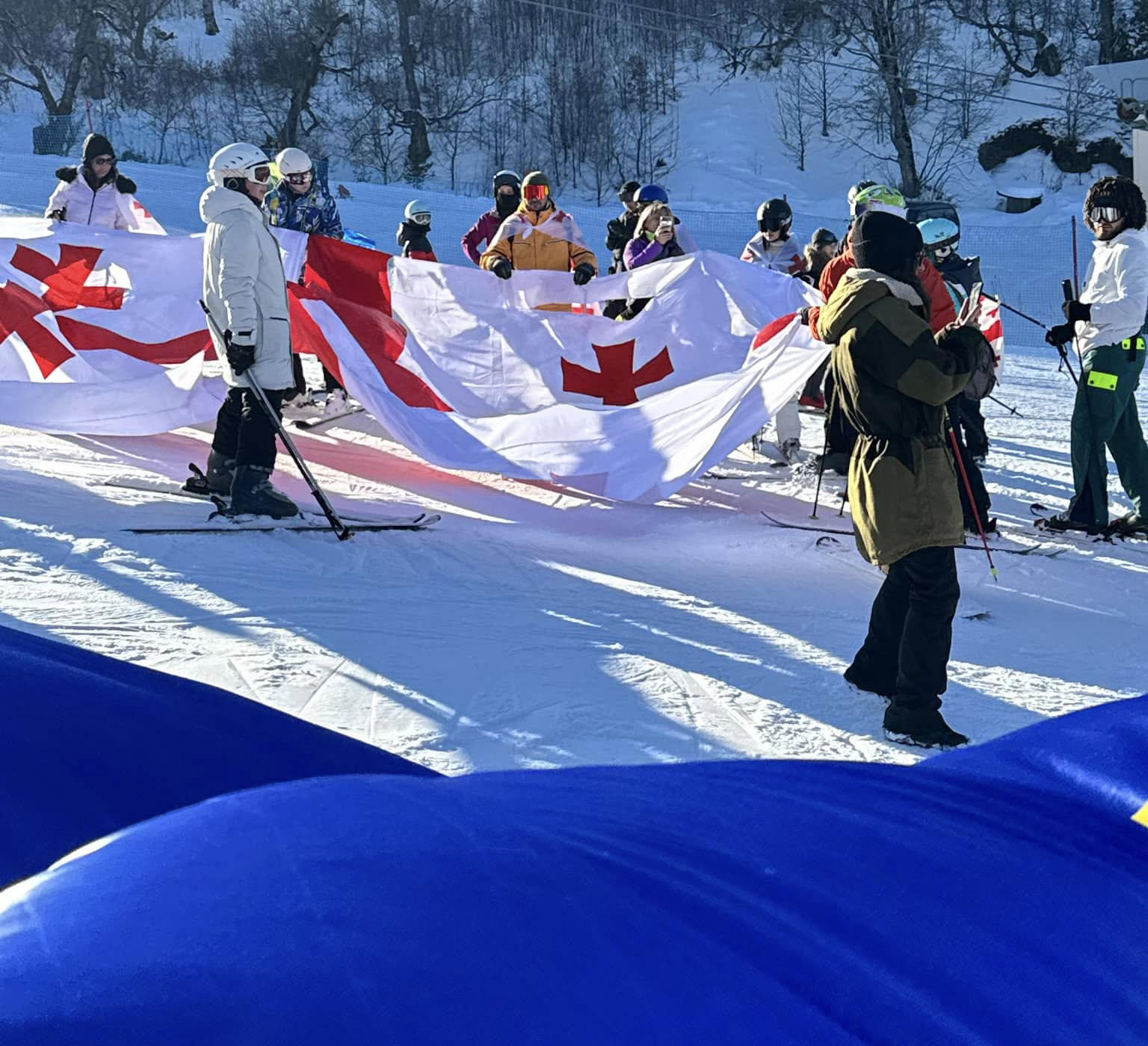ბაკურიანში, დიდველის ტრასაზე, აქცია „საქართველოს ევროპული მომავლისათვის“ გაიმართა