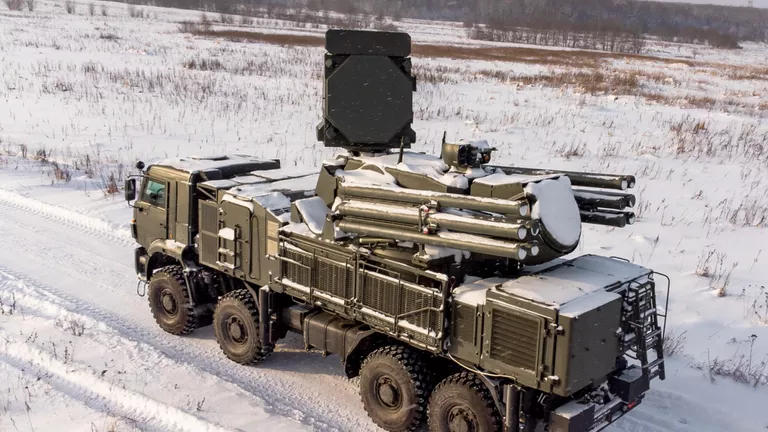 რუსეთის თავდაცვის უწყება - ქვეყნის სამ რეგიონში 15 უკრაინული დრონი ჩამოვაგდეთ