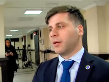 ვეფხია კასრაძის ადვოკატი - დარბაზის შეცვლაზე უარის თქმის საფუძველი არ არსებობდა - ერთი კაცის სასამართლოა, მოსამართლე და პროკურორები სხედან და ამ საქმეს იხილავენ