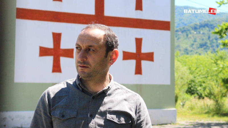 „ბათუმელების“ ინფორმაციით, საკონსტიტუციო სასამართლოსთან გამოცემის ოპერატორი და ფოტოგრაფი გურამ მურვანიძე დააკავეს