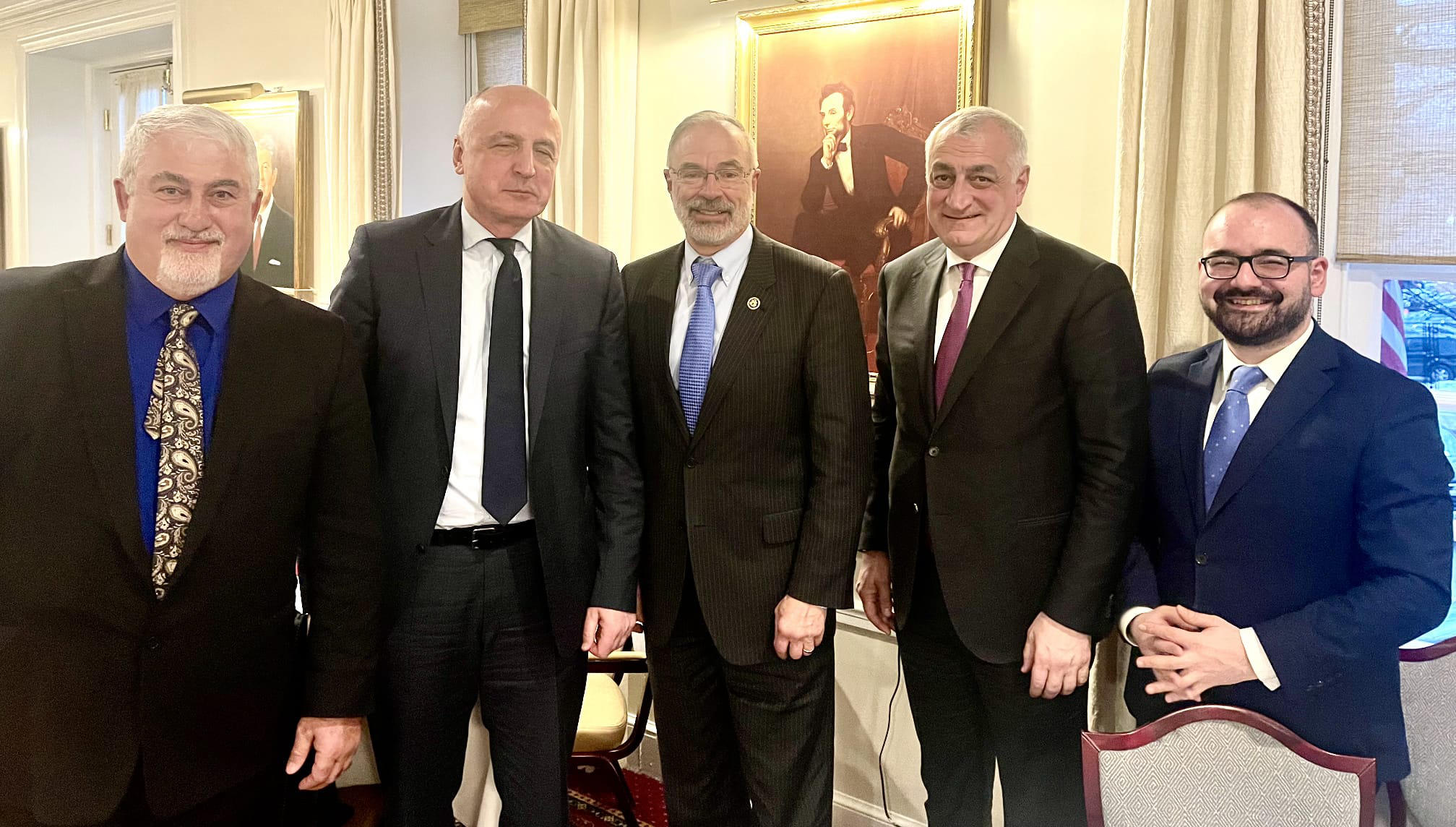 კოალიცია „ძლიერი საქართველოს“ ლიდერები აშშ-ში ვიზიტის ფარგლებში კონგრესმენებს შეხვდნენ