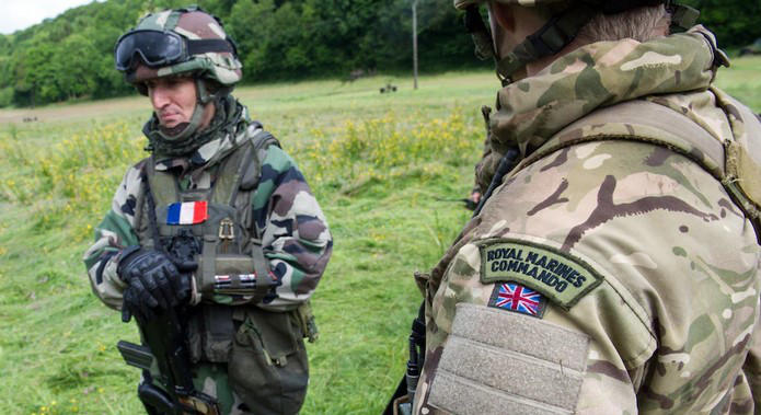 მედია - გაერთიანებული სამეფო და საფრანგეთი უკრაინაში სამშვიდობო ჯარების გაგზავნაზე მოლაპარაკებებს აწარმოებენ