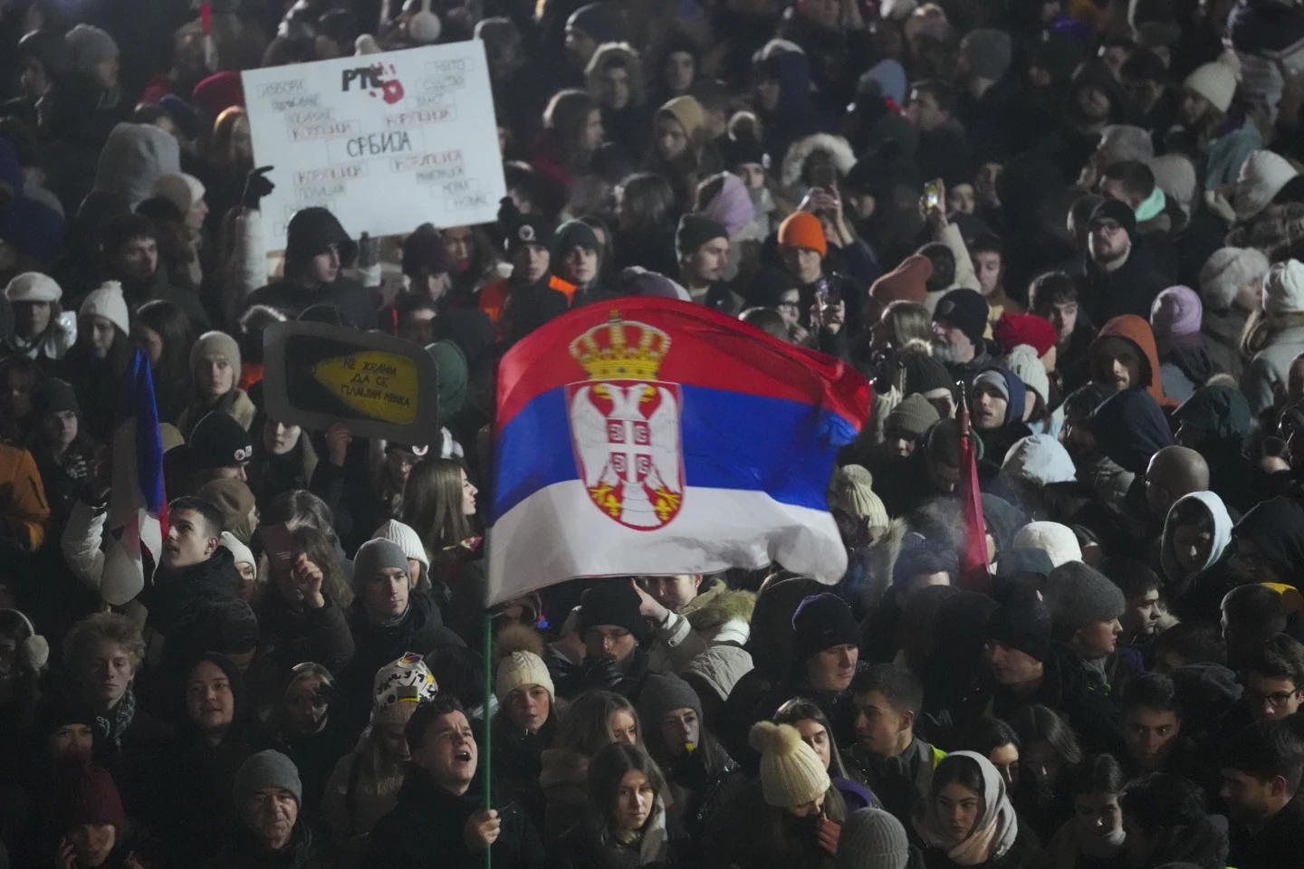 სერბეთში პრეზიდენტის წინააღმდეგ საპროტესტო აქცია გაიმართა