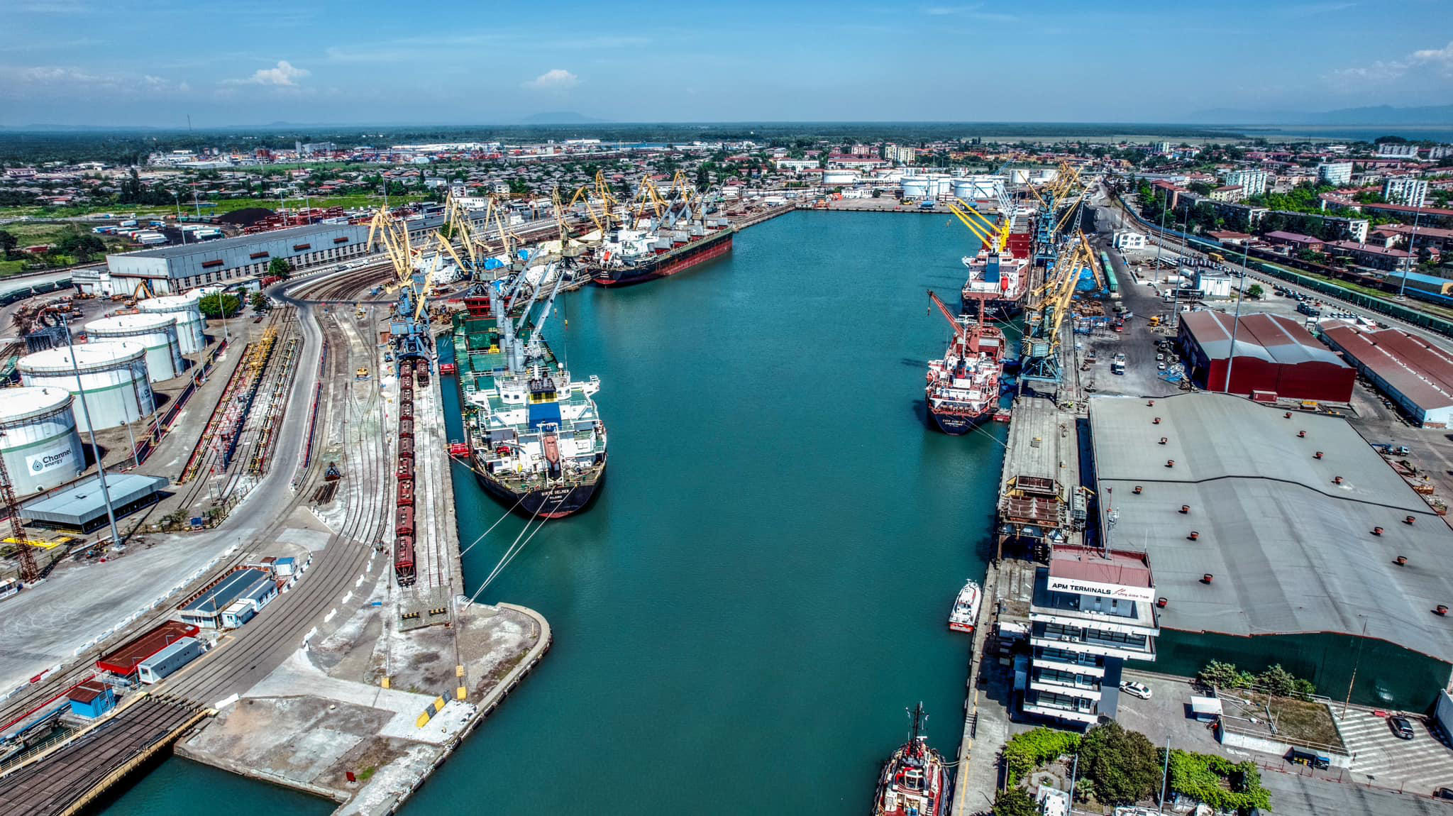 2024 წელს APM Terminals Poti-ს მიერ 545, 297 TEU კონტეინერი დამუშავდა