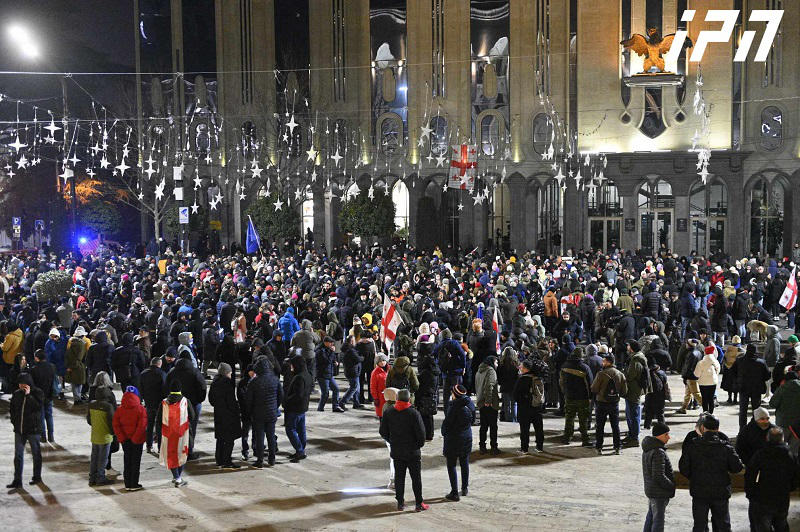 პარლამენტის წინ საპროტესტო აქცია დაიწყო - რუსთაველის გამზირი გადაკეტილია