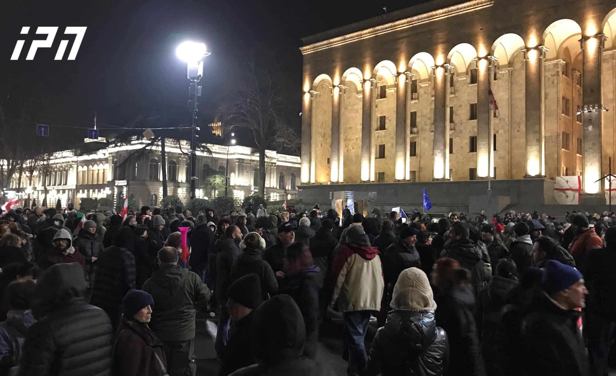 პარლამენტთან საპროტესტო აქცია განახლდა - რუსთაველის გამზირი გადაკეტილია