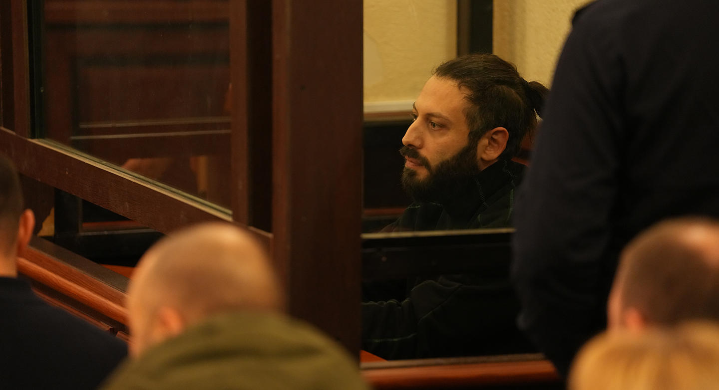 „კოალიცია ცვლილებისთვის“ წევრი, პოლიციელზე თავდასხმაში ბრალდებული საბა სხვიტარიძე კვლავ პატიმრობაში რჩება