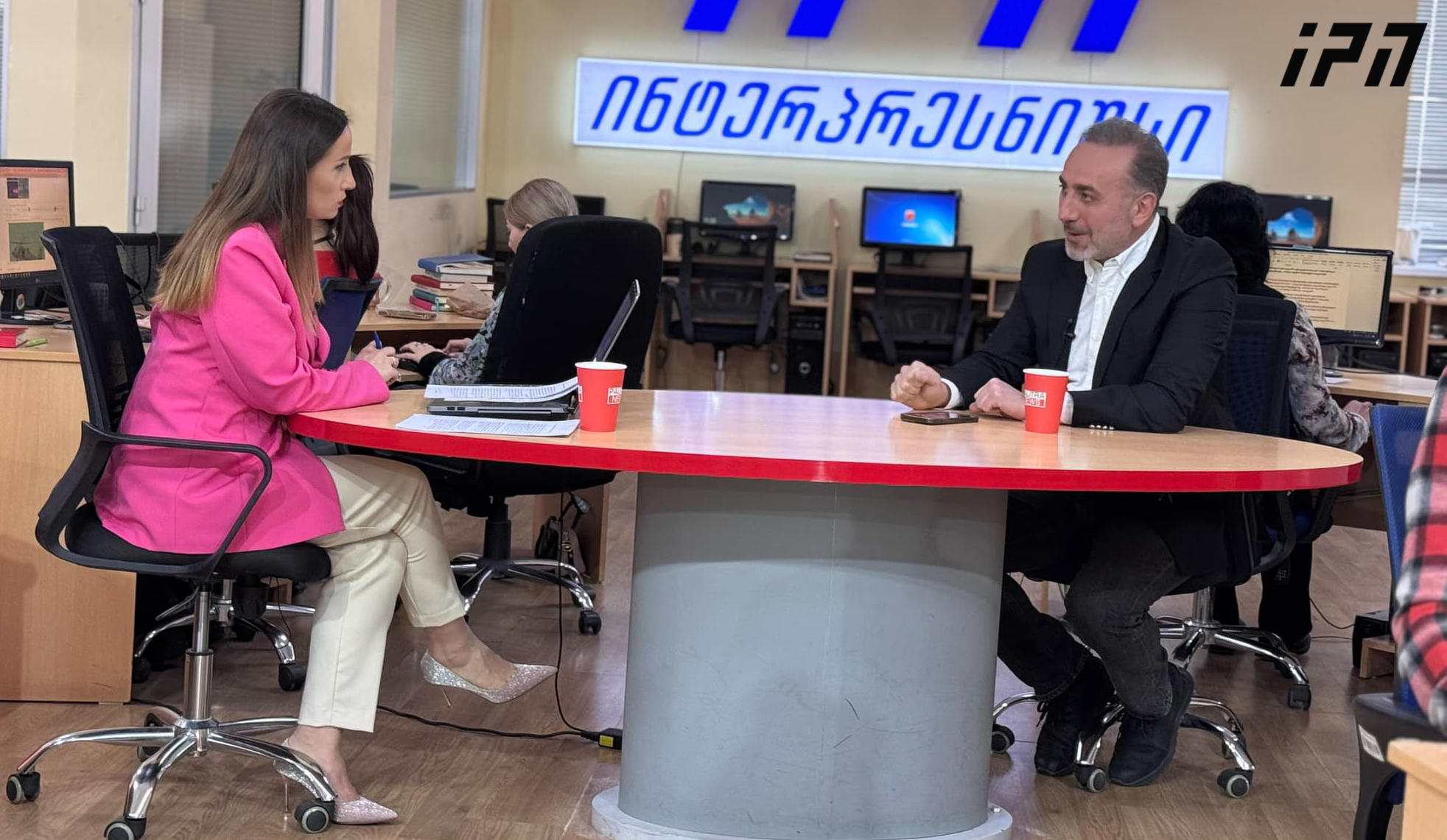 გიორგი შარაშიძე - „ქართული ოცნება“ აფორმებს მოსახლეობის მიერ გაკეთებული არჩევანის ღალატს - თუ ვინმე რევოლუციას აწყობს, ეს არის სწორედ „ოცნების“ დე ფაქტო ხელისუფლება