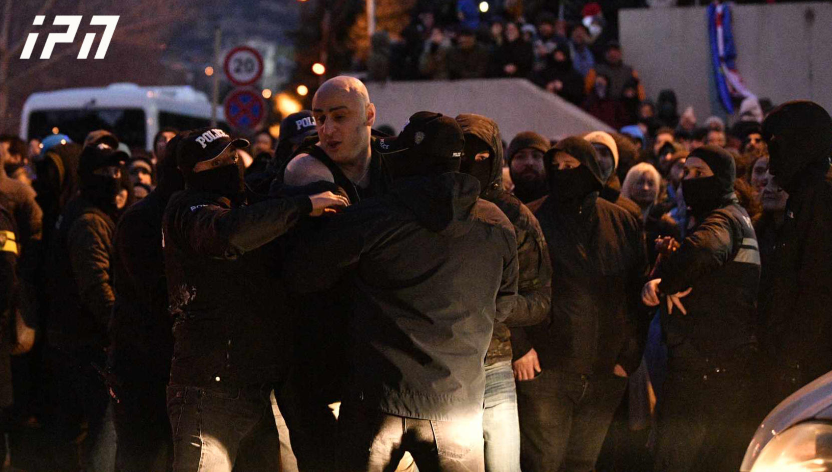 ადვოკატის ინფორმაციით, ნიკა მელია ხელწერილის საფუძველზე გაათავისუფლეს