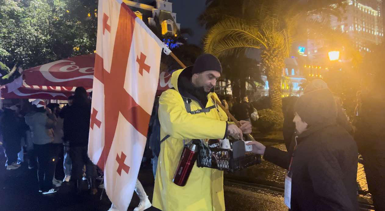 ბათუმში ლოზუნგით - „თავისუფლება პოლიტპატიმრებს“ აქცია განახლდა