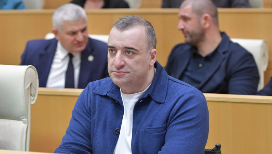 „ბავშვის უფლებათა კოდექსში ცვლილების შეტანის შესახებ" კანონპროექტი პარლამენტმა მესამე მოსმენით მიიღო