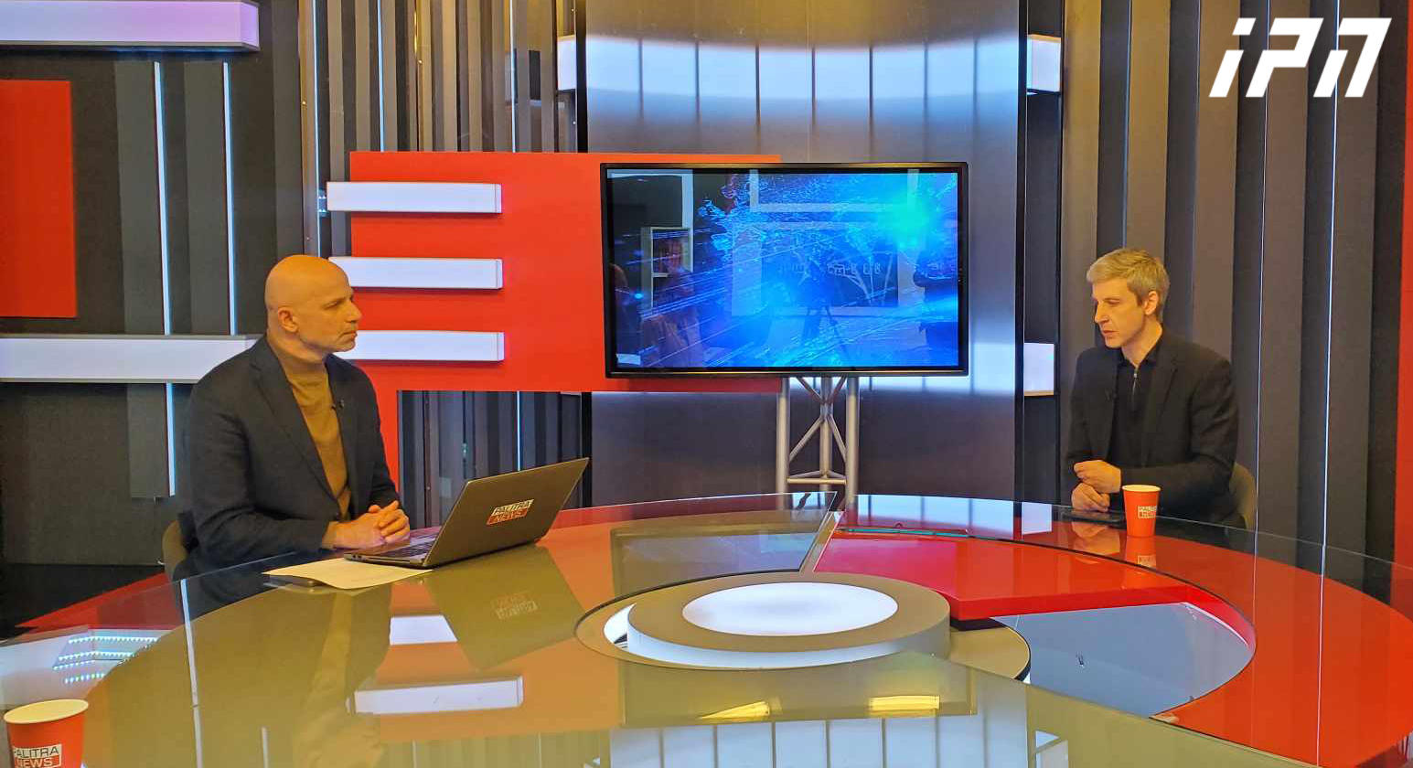 ვასილ ივანოვ-ჩიქოვანი - ფაქტია, რომ რაღაც პროცესი მიდის, რის გამოც მაია ჭუჭულაშვილი იძულებული გახდა თუ მას დაავალეს, წაეყვანა „მოამბე“ - არასწორი პროცესების ბრალია, რომლებიც მაუწყებელში განვითარდა