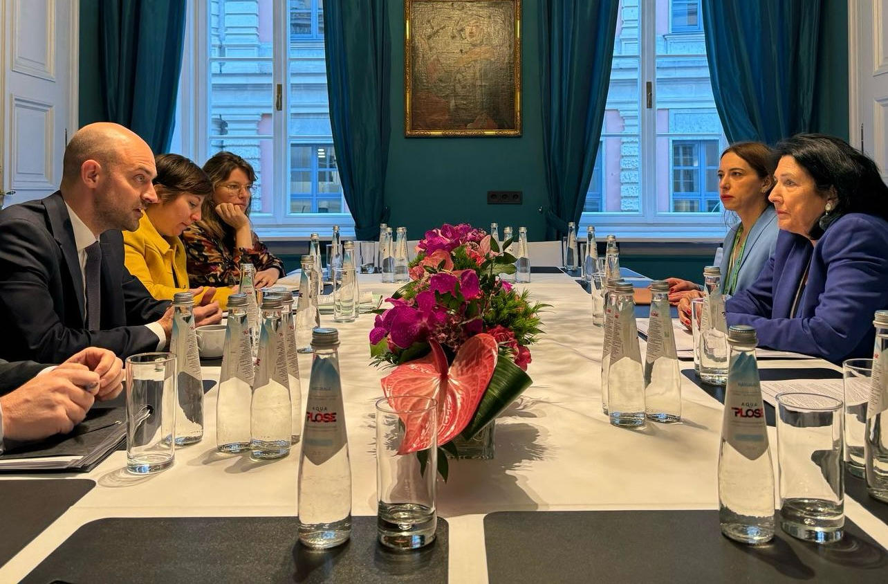 სალომე ზურაბიშვილი - პროდუქტიული საუბარი მქონდა ჟან-ნოელ ბაროსთან საქართველოში მიმდინარე აქციების შესახებ - ვისაუბრეთ დამატებით ნაბიჯებზე, რომლებიც შეიძლება გადაიდგას როგორც ეროვნულ, ისე ევროკავშირის დონეზე