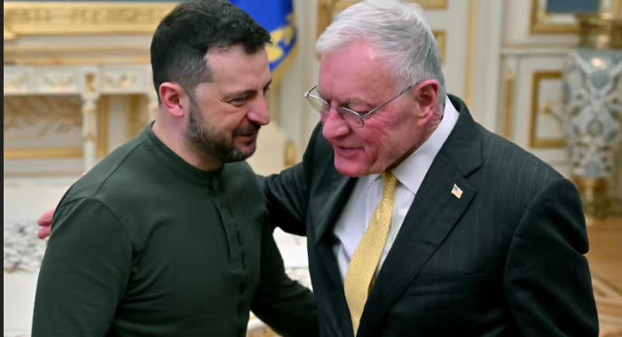 მედია - ვოლოდიმირ ზელენსკისა და კიტ კელოგის პრესკონფერენცია ამერიკელების მოთხოვნით არ ჩატარდა, მოლაპარაკებები გრძელდება