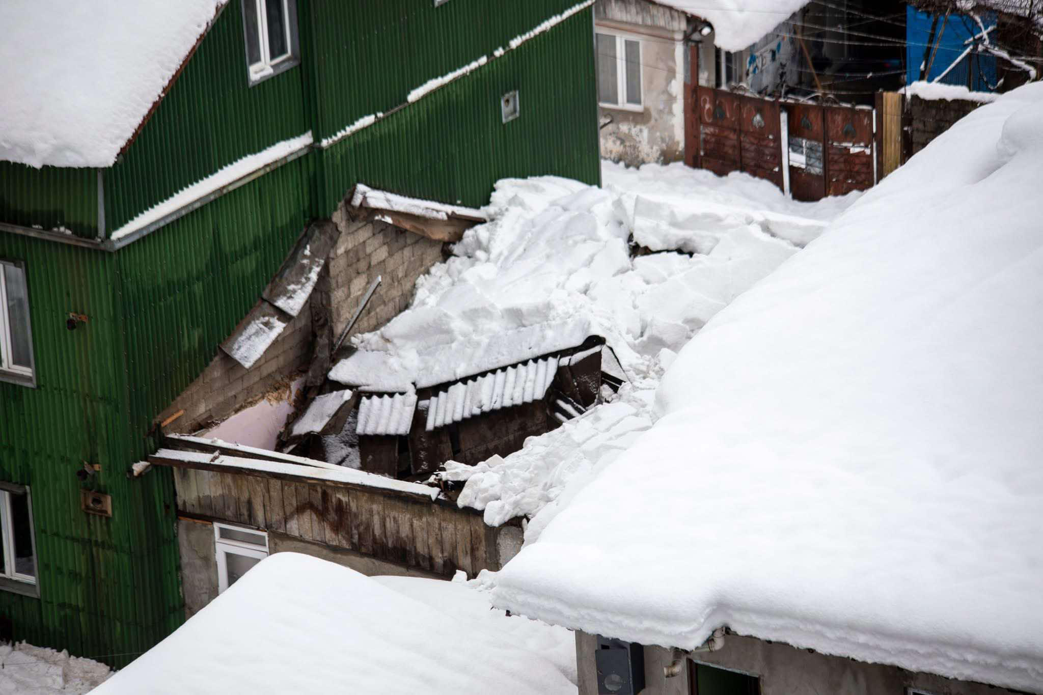 ბათუმში უხვი ნალექის შედეგად, კულტურული მემკვიდრეობის სტატუსის მქონე შენობა დაზიანდა
