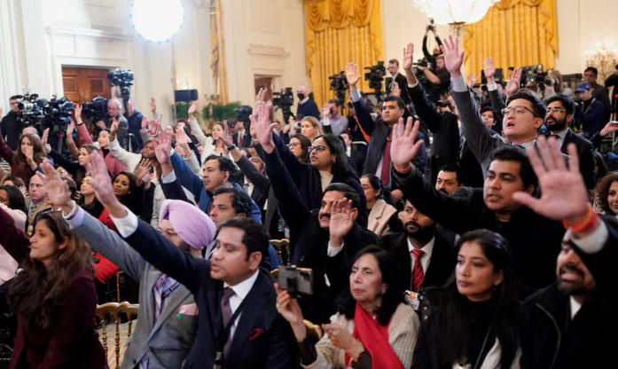 Reuters - თეთრმა სახლმა რამდენიმე საინფორმაციო ორგანიზაციის ჟურნალისტი დონალდ ტრამპის კაბინეტის შეხვედრაზე არ დაუშვა