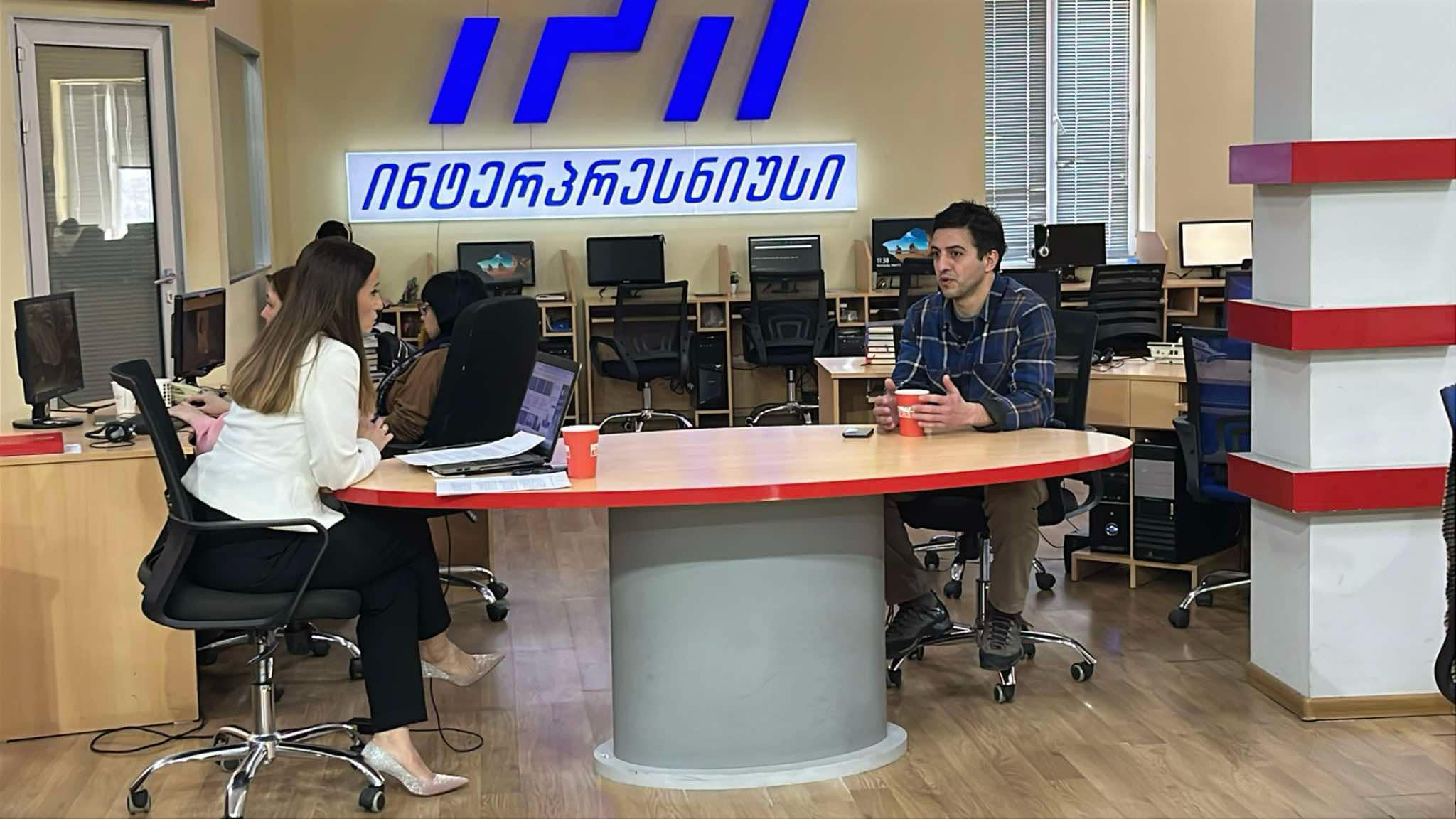 გიორგი დავითური - სტრატეგია ისაა, რომ ადგილობრივი სათემო მედიები ცენტრალიზებული პროპაგანდისტული საშუალებებით ჩანაცვლდეს - რაც შეეხება FARA-ს, მისი სამიზნე ორგანიზაციებზე გავრცელება, რთული იქნება