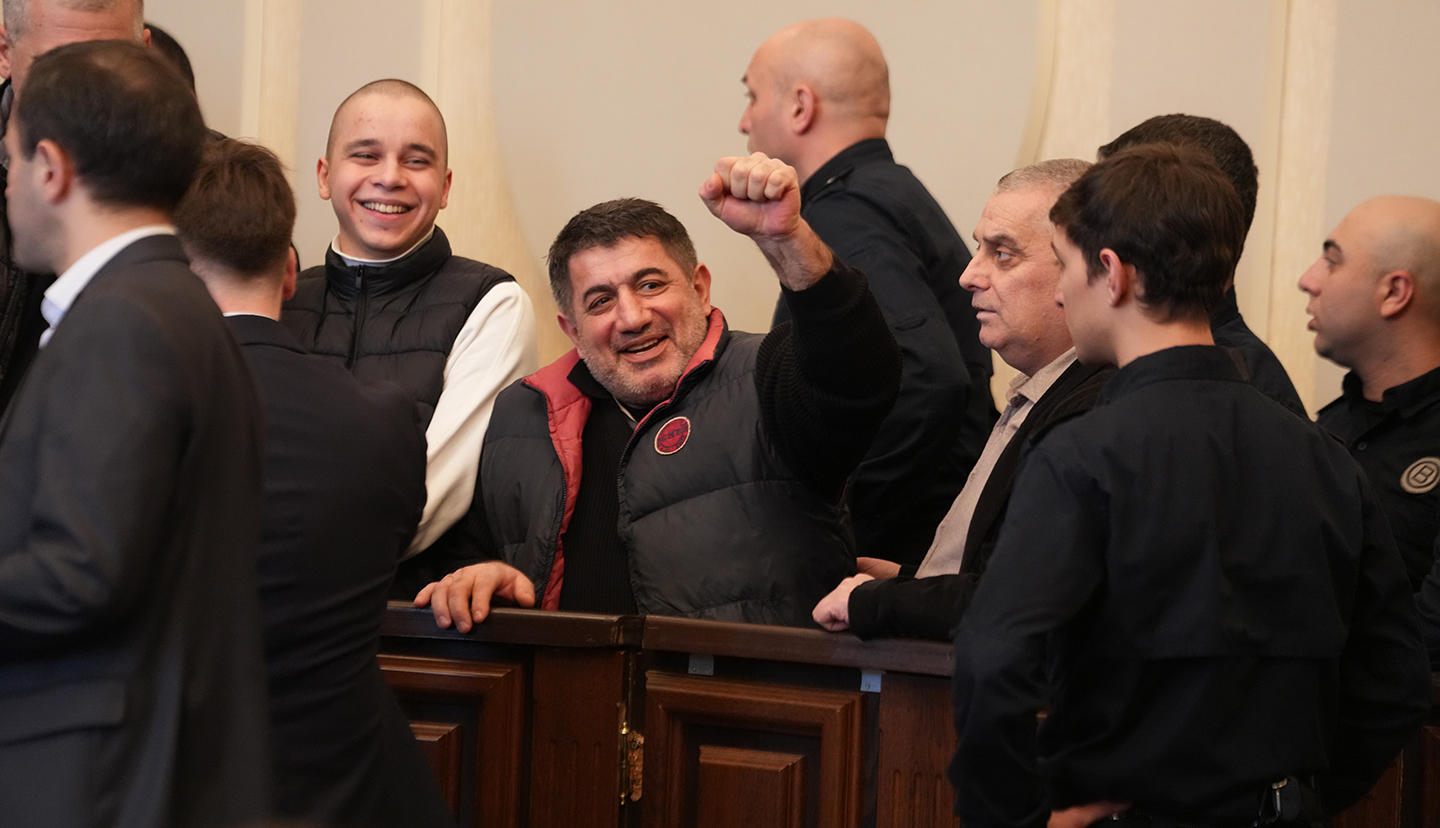 ვეფხია კასრაძე მოსამართლეს - რამდენ წელს მომისჯიან მნიშვნელობა არ აქვს, ბედნიერი ვარ, რომ სამშობლოს სიყვარულისთვის ვისჯები - ჩემი სიცოცხლეც რომ დასჭირდეს ქვეყანას, მზად ვარ, გავიღო