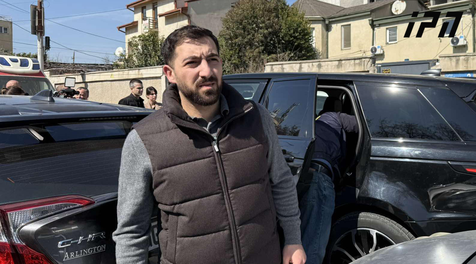 ირაკლი პაპიაშვილი ქვეყნის დატოვების მცდელობის შესახებ პროკურატურის განცხადებაზე - ვერსად ვერაფერს ნახავენ - ტვინშიც რომ შეძვრნენ, იქაც ვერ ამოიკითხავენ იმას, რომ ჩვენ რამეს ვაპირებდით