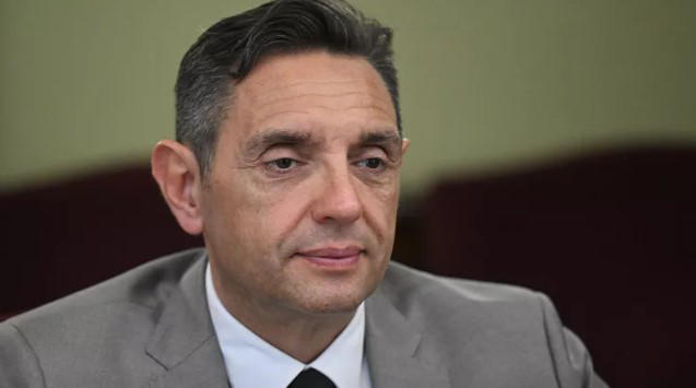 სერბეთის ვიცე-პრემიერი - მადლობელი ვარ რუსეთის სპეცსამსახურების, რომლებიც ყოველთვის მხარს გვიჭერენ ფერადი რევოლუციების წინააღმდეგ ბრძოლაში