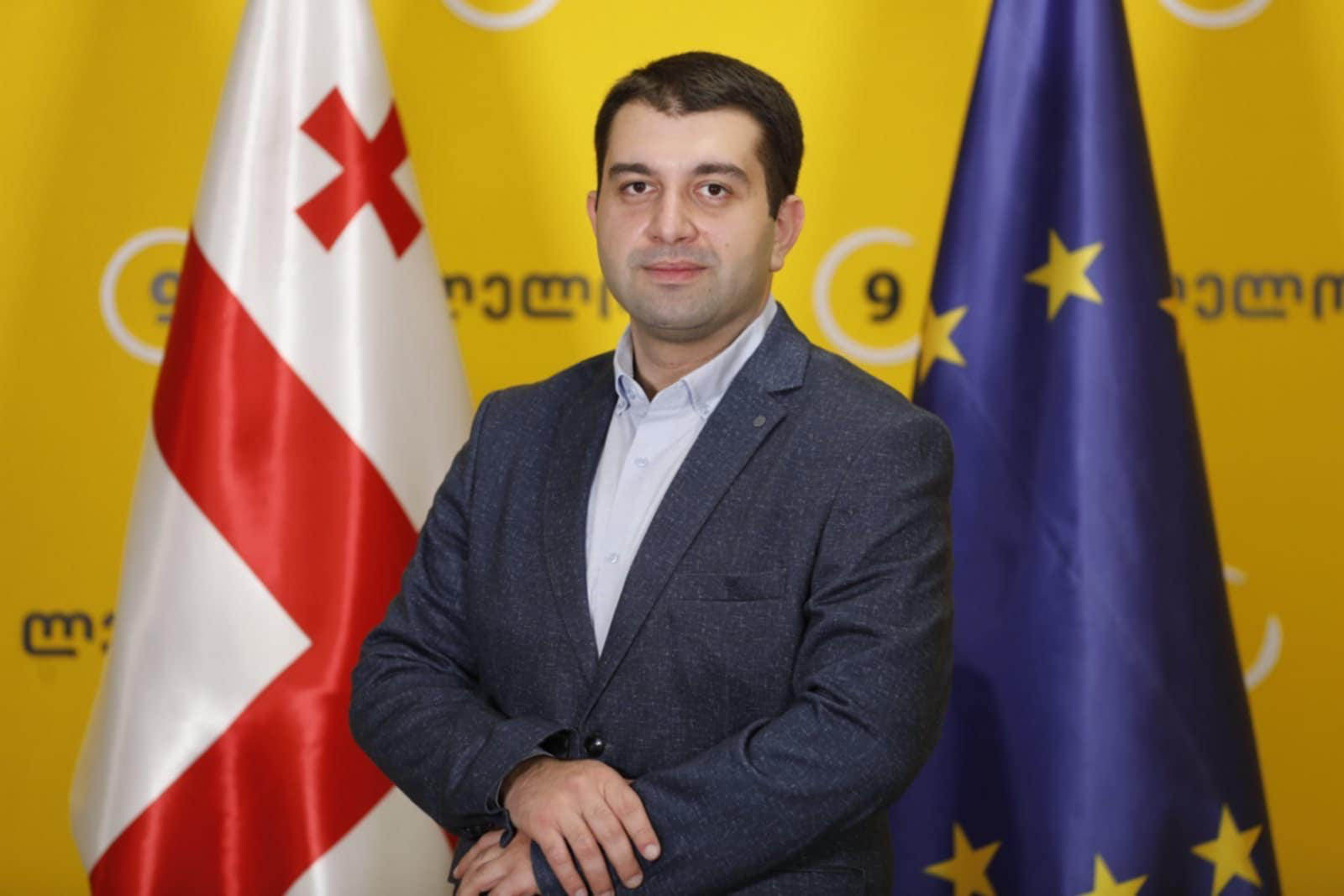 „ლელო-ძლიერი საქართველოს“ იურისტის განცხადებით, საგამოძიებო კომისიის სხდომაზე მამუკა ხაზარაძისა და ბადრი ჯაფარიძის დაბარებას არაფერი აქვს საერთო სამართალთან