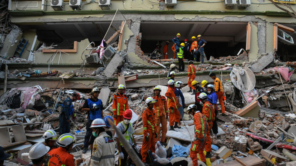 მედია - მიანმარში მიწისძვრის შედეგად დაღუპულთა რაოდენობა 2000-ს აჭარბებს