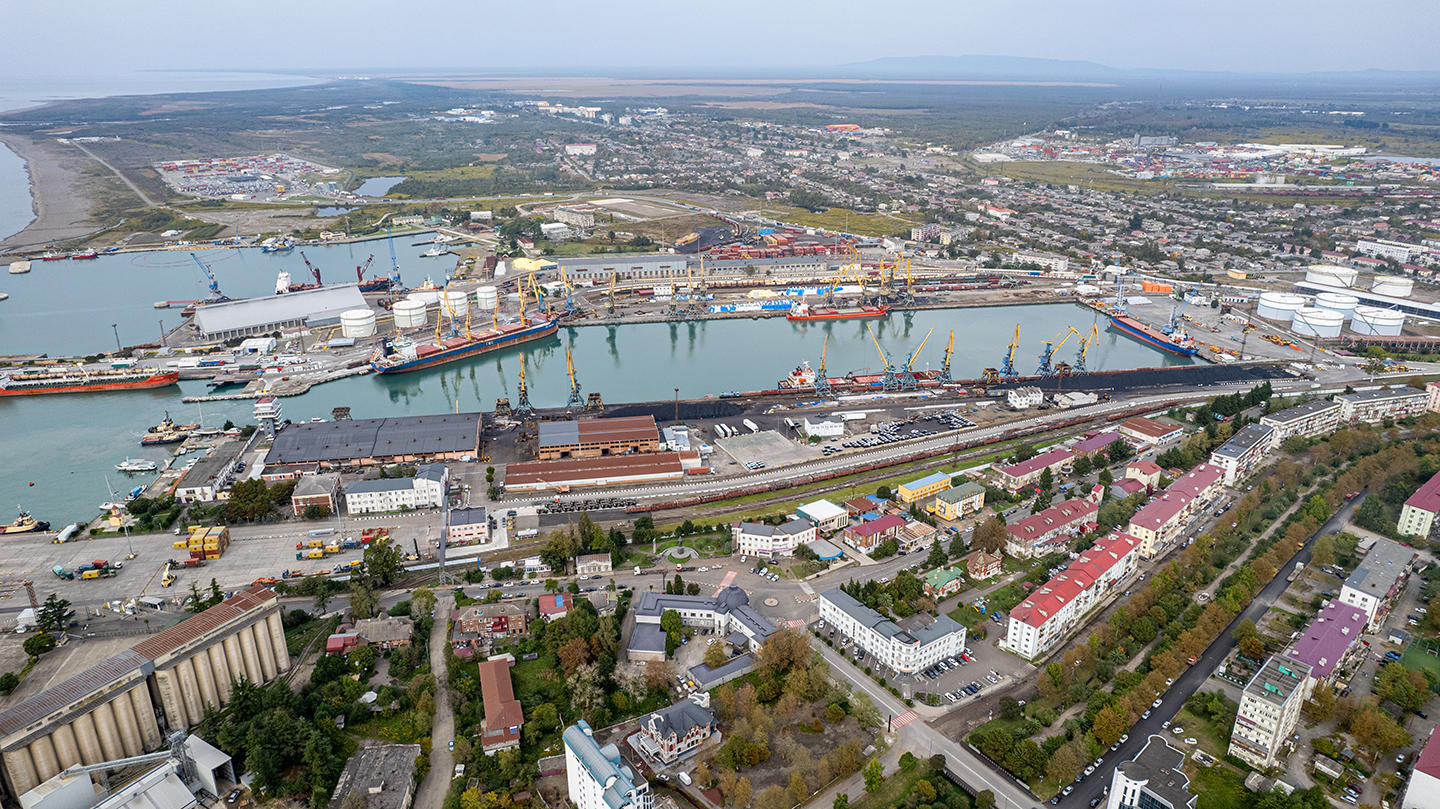 2025 წლის პირველ კვარტალში ფოთის პორტში ტვირთის დამუშავების მაჩვენებელი, 2024 წლის იგივე პერიოდთან შედარებით, გაზრდილია