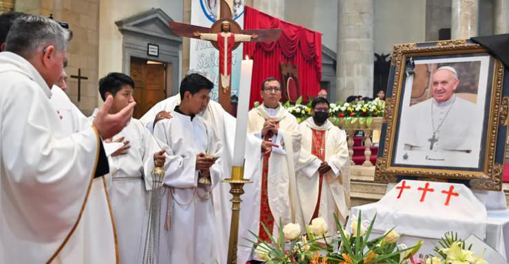 კარდინალები ვატიკანში შეიკრიბებიან და რომის პაპის დაკრძალვის ცერემონიის გეგმას განიხილავენ