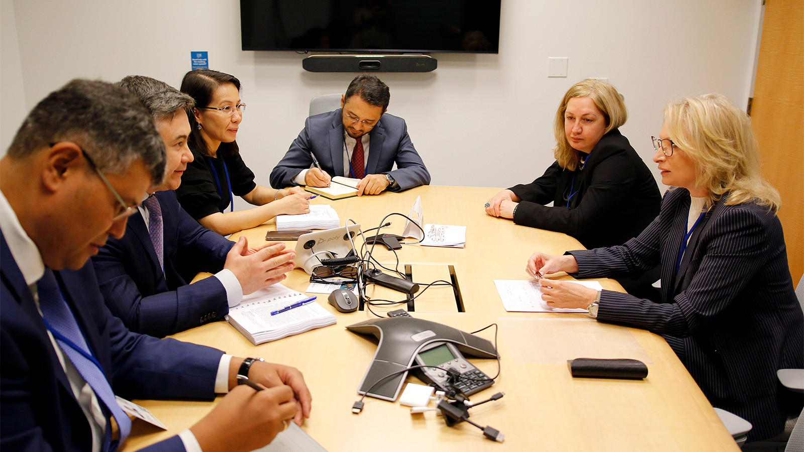 ნათია თურნავა ყაზახეთის ეროვნული ბანკის პრეზიდენტს შეხვდა