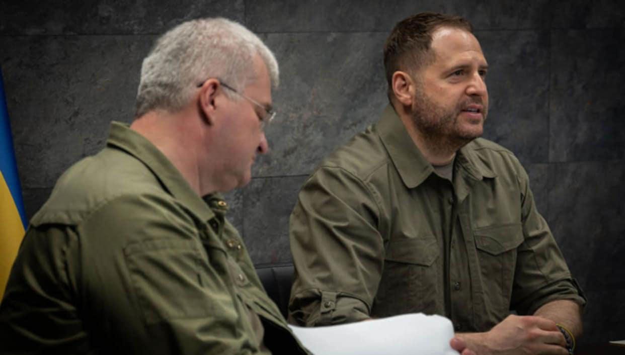 ანდრეი ერმაკი - ჩვენ მშვიდობისთვის მუშაობას ვაგრძელებთ და იმ ამერიკელ და ევროპელ კოლეგებს შევხვდებით, რომლებიც ამჟამად ლონდონში იმყოფებიან - მშვიდობისკენ გზა მარტივი არ არის, მაგრამ უკრაინა სამშვიდობო ძალისხმევის ერთგული რჩება