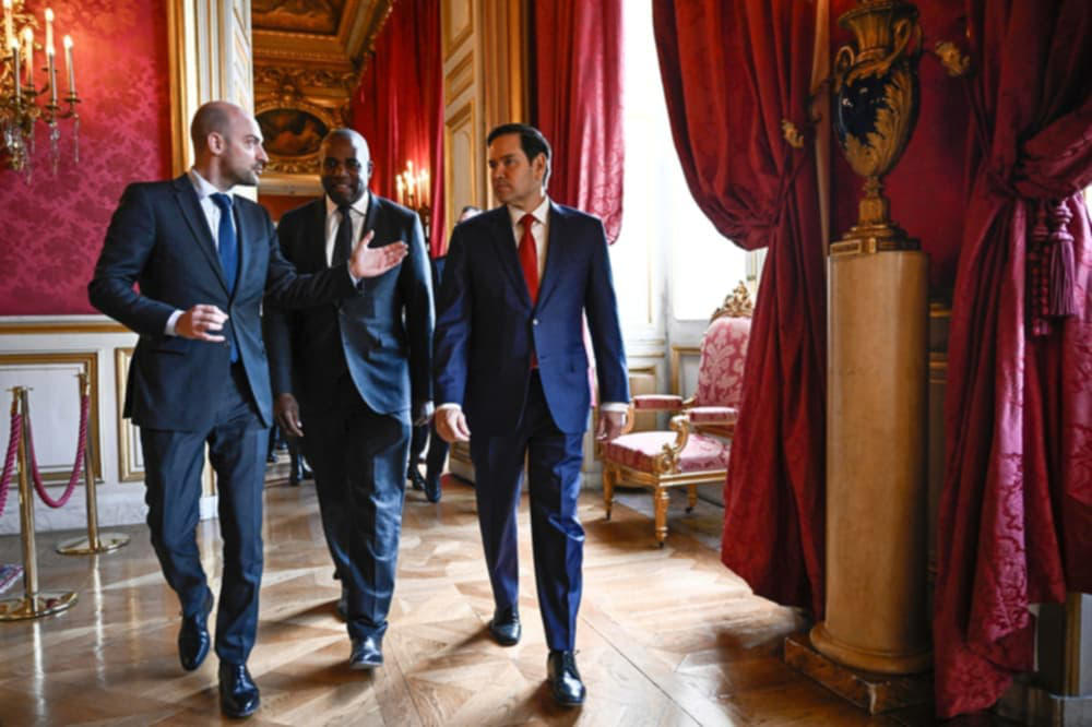 უკრაინაში ომის დასრულების საკითხზე, ლონდონში, საგარეო საქმეთა მინისტრების დონეზე დღეს დაგეგმილი შეხვედრა გადაიდო