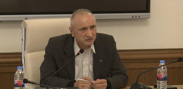 მამუკა კვარაცხელია - 3 ადამიანი მირტყამდა და 1 რაციაზე იყო, ალბათ იცოდნენ, რომ ჟურნალისტი ვიყავი და ათივე თითი, 6 ნეკნი და ლავიწის ძვალი მოტეხილი მქონდა - ვაშლიჯვრის ტყეში დამაგდეს, ხელებს და ფეხებს ვეღარ ვგრძნობდი, ძაღლმა მიპოვა