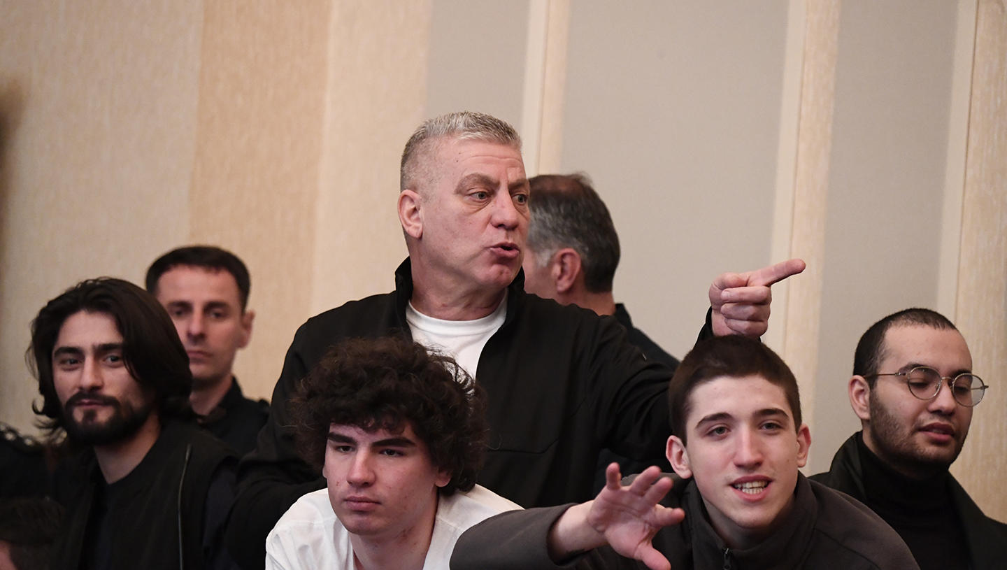 ვასილ კაძელაშვილი - 36 კვადრატში რომ 6 კაცია და ჰაერი არ არის, ეს წამებაა - ეს ციხე არ არის