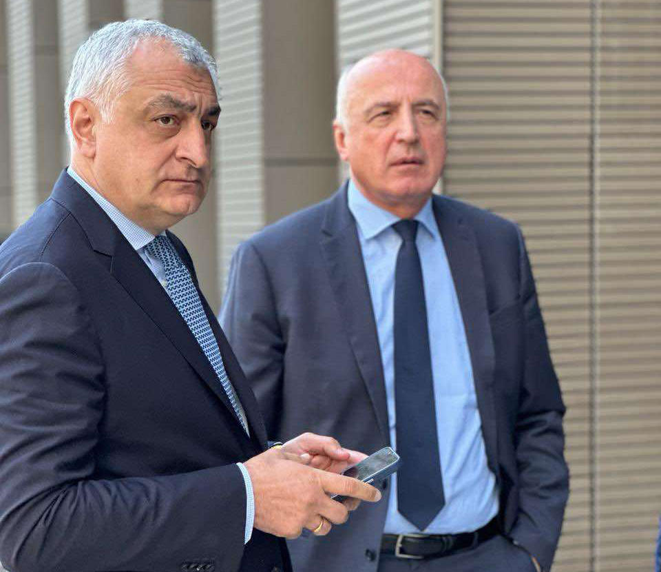 მამუკა ხაზარაძე და ბადრი ჯაფარიძე თეა წულუკიანს მოწმის სახით გამოკითხვას ითხოვენ