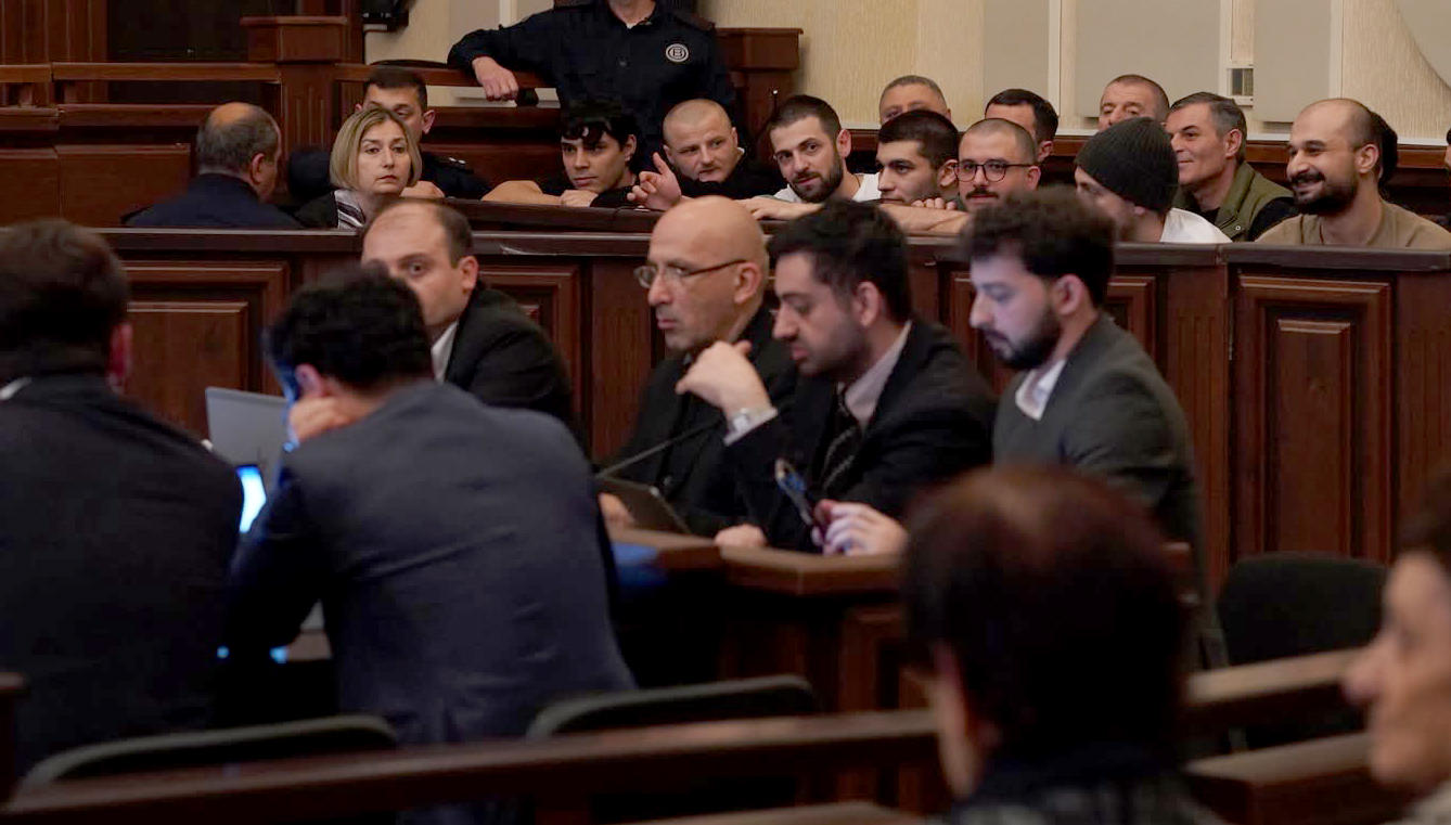 რევაზ კიკნაძის ადვოკატი მოსამართლეს - თქვენ არც ერთ ჩემს შუამდგომლობას არ აკმაყოფილებთ, მაგრამ სტრასბურგის სასამართლოსთვის დარღვევებს გიგროვებთ