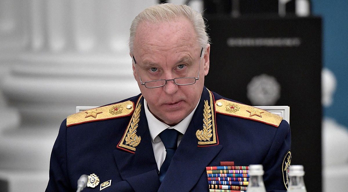 Глава Следственного комитета России поручил возбудить уголовное дело по «факту надругательства» над российским флагом в Тбилиси