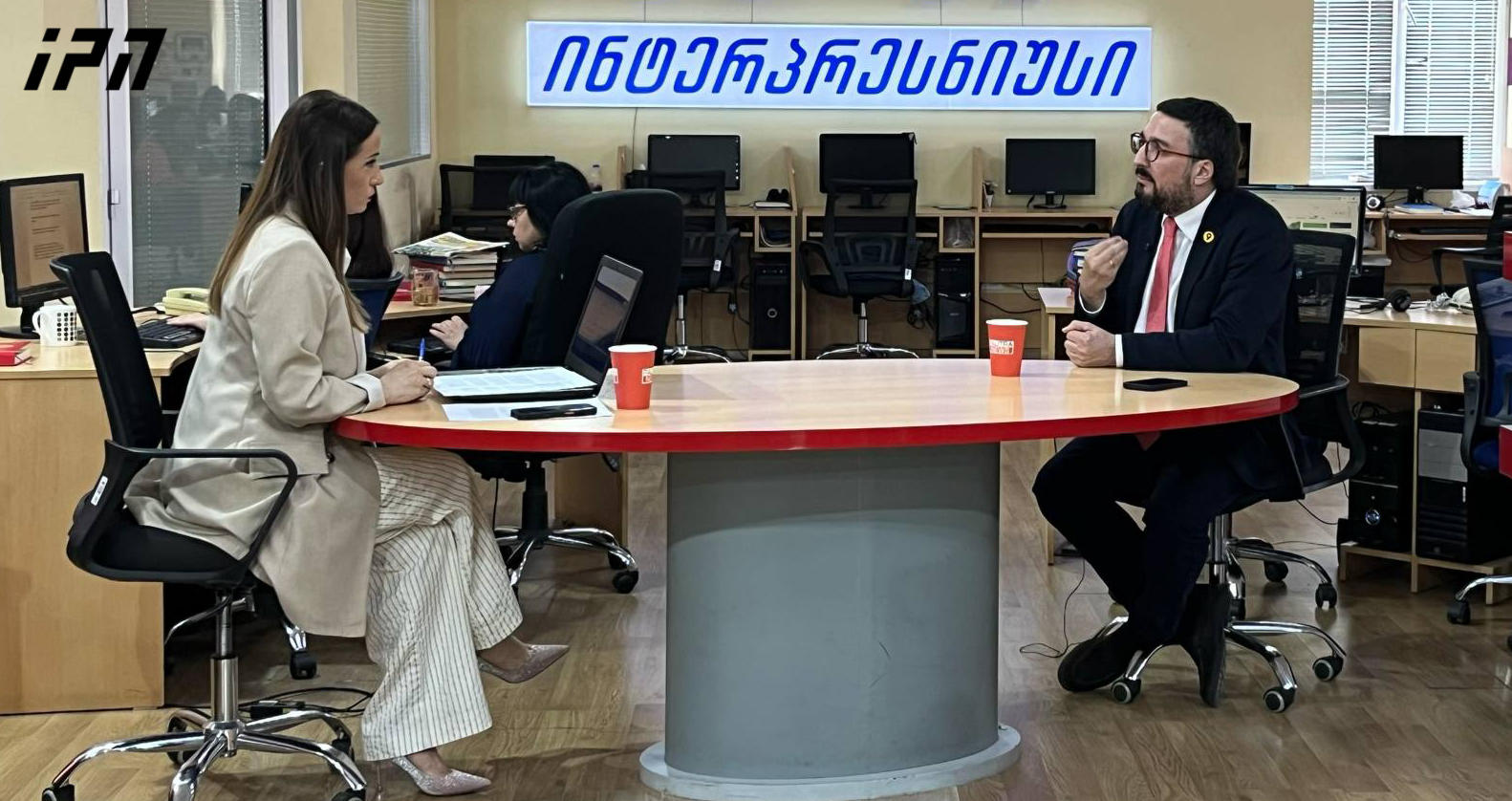 თაზო დათუნაშვილი - 1921 წლის 26 მაისს ფილიპე მახარაძემაც ჩაიბარა აღლუმი, რაც შეეხება დიალოგის შესახებ მაკრონი-ტუსკი-მერცის განცხადებას, ჩვენ მოგვიწევს ერთმანეთთან დალაპარაკება