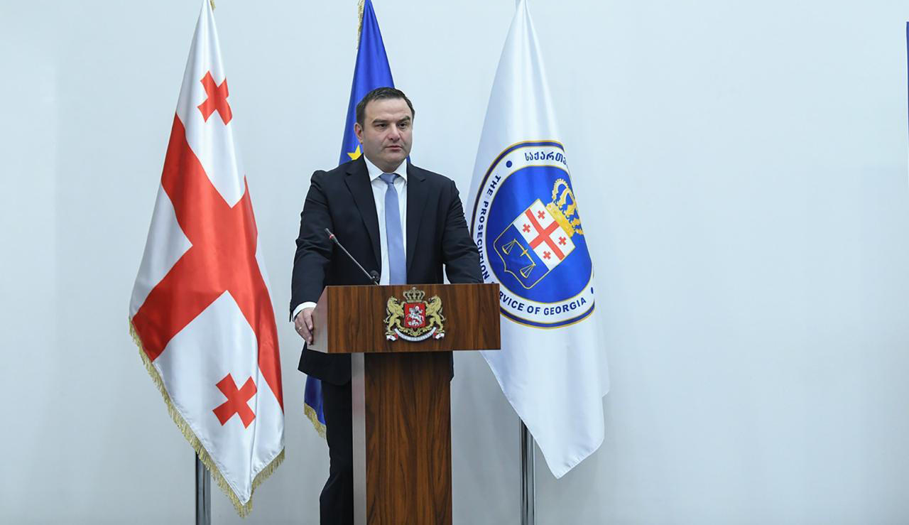 პროკურატურის თანამშრომელთა პროფესიულ დღესთან დაკავშირებით წარმატებული თანამშრომლები დაჯილდოვდნენ