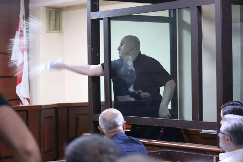 Nika Melia splashed water on the judge: Melia was expelled from the courtroom