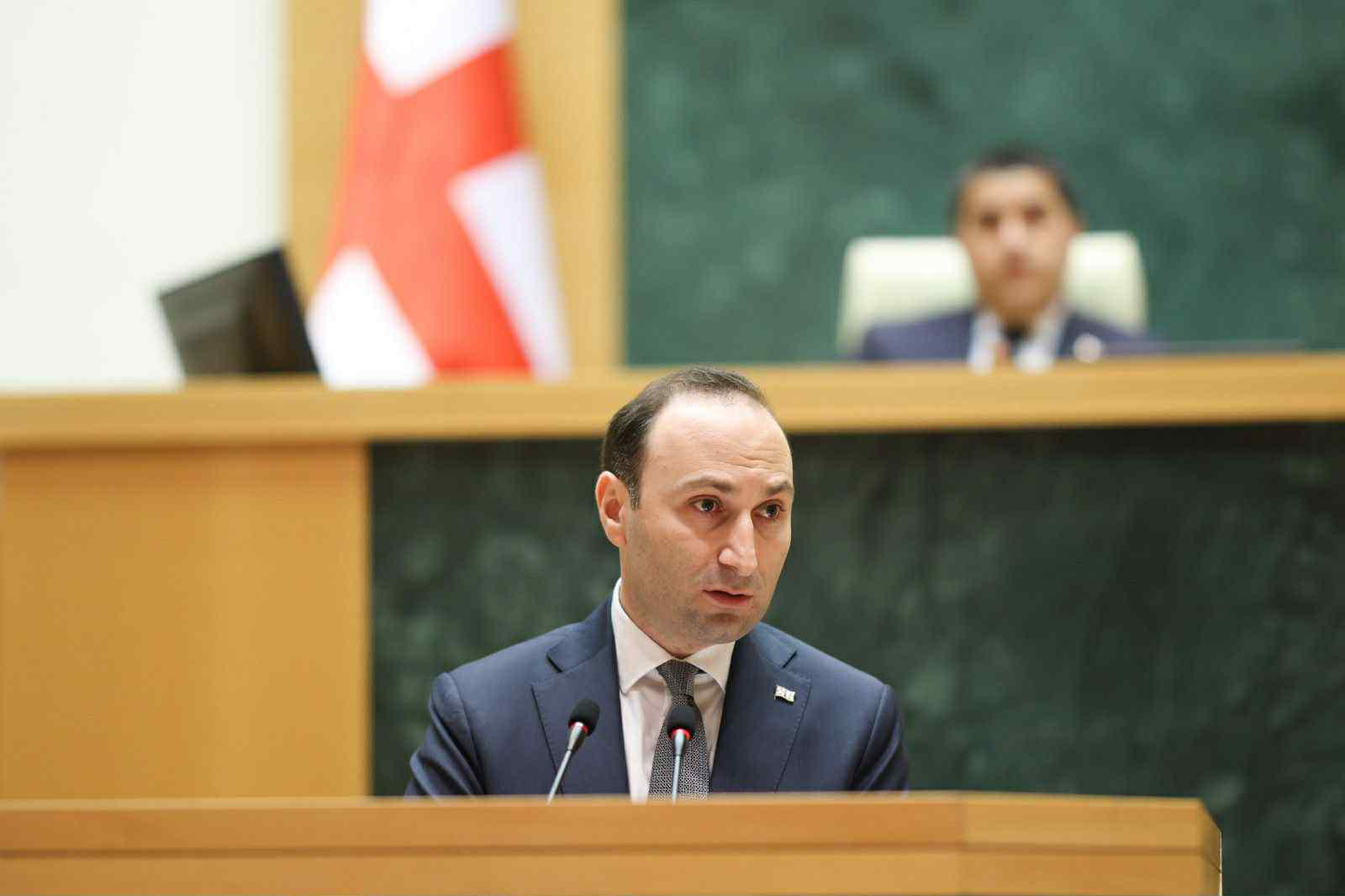 სახელმწიფო უსაფრთხოების სამსახურის უფროსმა, ანრი ოხანაშვილმა, სუს-ის პირად შემადგენლობას პარლამენტის ტრიბუნიდან მადლობა გადაუხადა