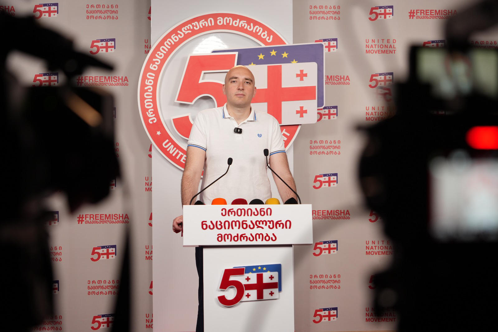 ირაკლი ფავლენიშვილი - ელენე ხოშტარიას ნაბიჯი აღქმული უნდა იყოს იმგვარად, რომ რეჟიმთან ბრძოლაში უკან დახევა აღარ არსებობს - ნებისმიერ შუალედურ მექანიზმზე საუბარი ღალატია, ამიტომ ყველა უნდა ვიყოთ ორიენტირებული ქუჩის პროტესტზე