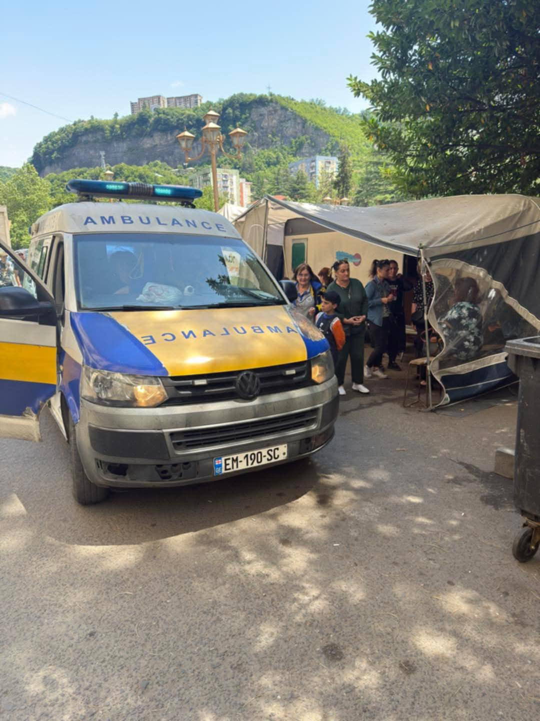 ჭიათურაში მაღაროელების პროტესტი გრძელდება - არსებული ინფორმაციით, ამ დროისთვის შვიდი პირი შიმშილობს