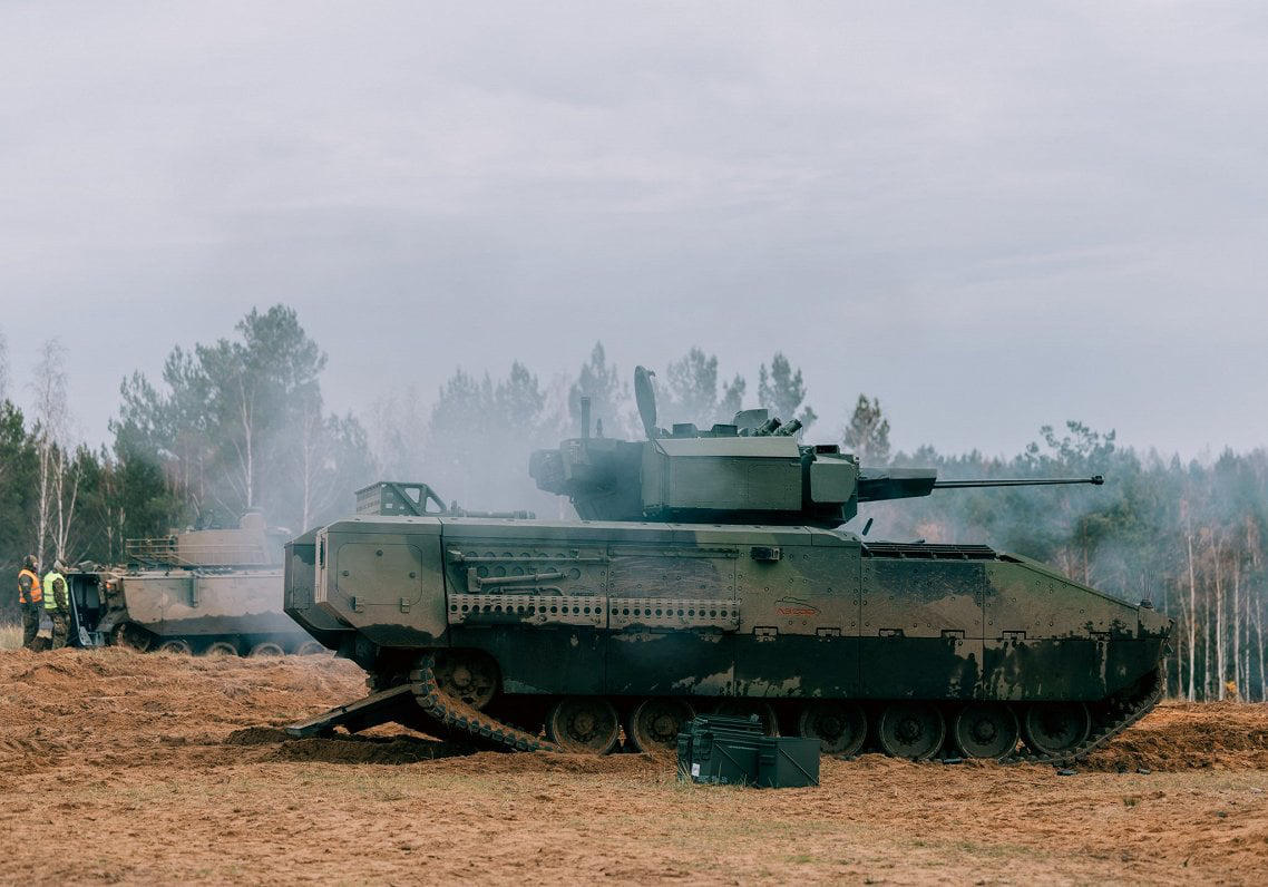 ლატვია 40-ზე მეტ ქვეითთა საბრძოლო მანქანას შეიძენს