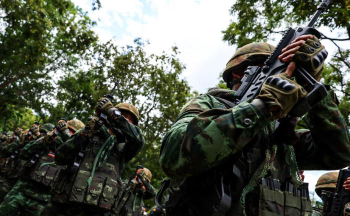 Reuters - ტაილანდმა კამბოჯაში სამხედრო ობიექტები დაბომბა