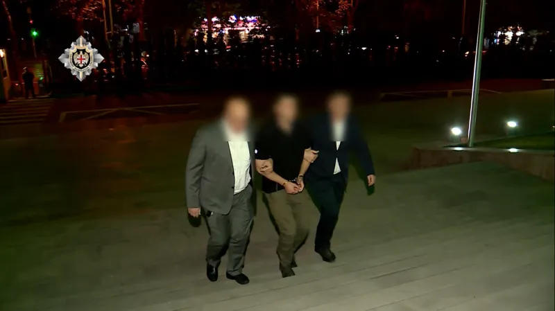 State Security Service: The former Deputy Minister of Defense, the former head of the Procurement Department of the same ministry, and a close relative of the then Minister of Defense have been arrested