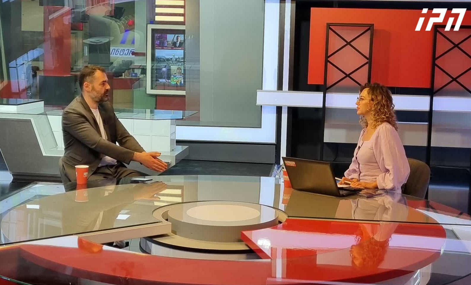 თენგო კირთაძე - „ლელო“ და გახარია - მკვდარი მკვდარს აეკიდა, სასაფლაომდე მიმიყვანეო, მაგათ ვის რა უნდა მოუგონ? - ეს პოლიტიკური კლოუნები, რაღაცების გამოსაგლეჯად მიდიან იმიტომ, რომ თავის ბელადს ასიამოვნონ