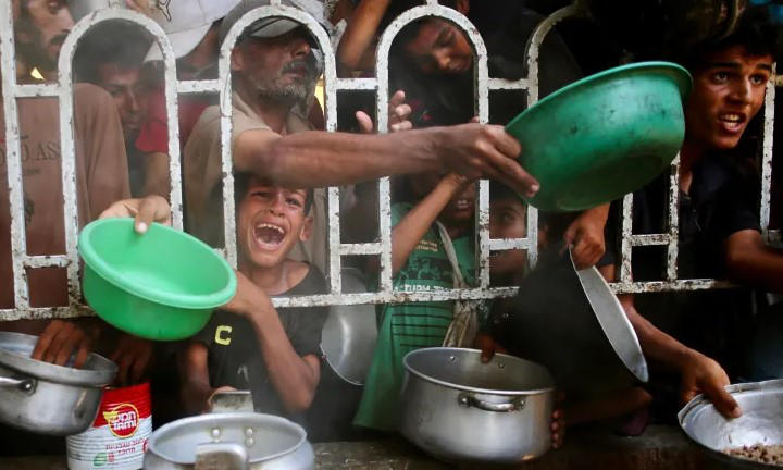 გაეროს ადამიანის უფლებათა უმაღლესი კომისრის ოფისი - 27 მაისიდან დღემდე  ღაზაში საკვების მიღების მცდელობისას სულ მცირე 1 373 პალესტინელი დაიღუპა