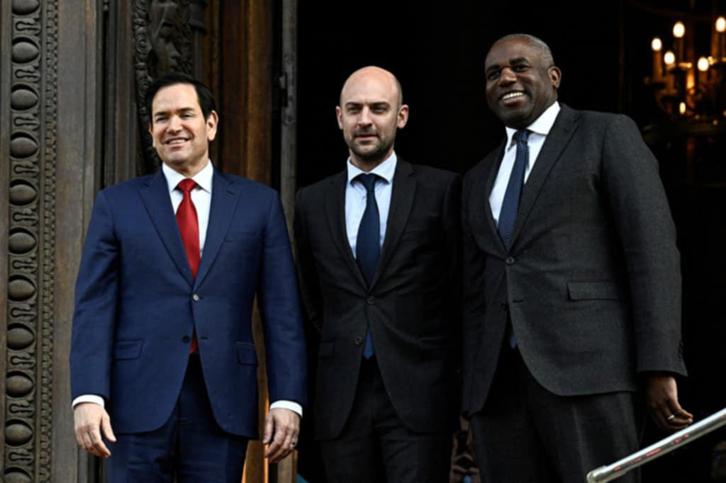 მარკო რუბიო დიდი ბრიტანეთისა და საფრანგეთის საგარეო საქმეთა მინისტრებს ესაუბრა