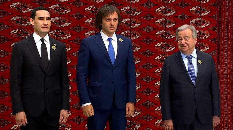 პრემიერ-მინისტრი ირაკლი კობახიძე გაეროს კონფერენციაში მონაწილეობს