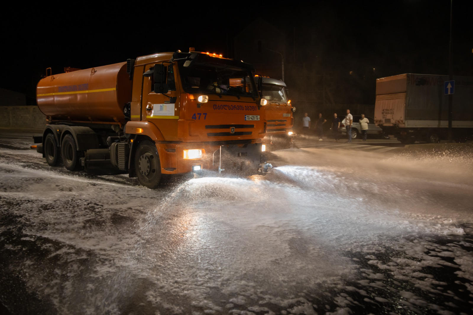 შპს „თბილსერვის ჯგუფი“ ქუჩების მორეცხვას ყოველდღიურ რეჟიმში განაგრძობს